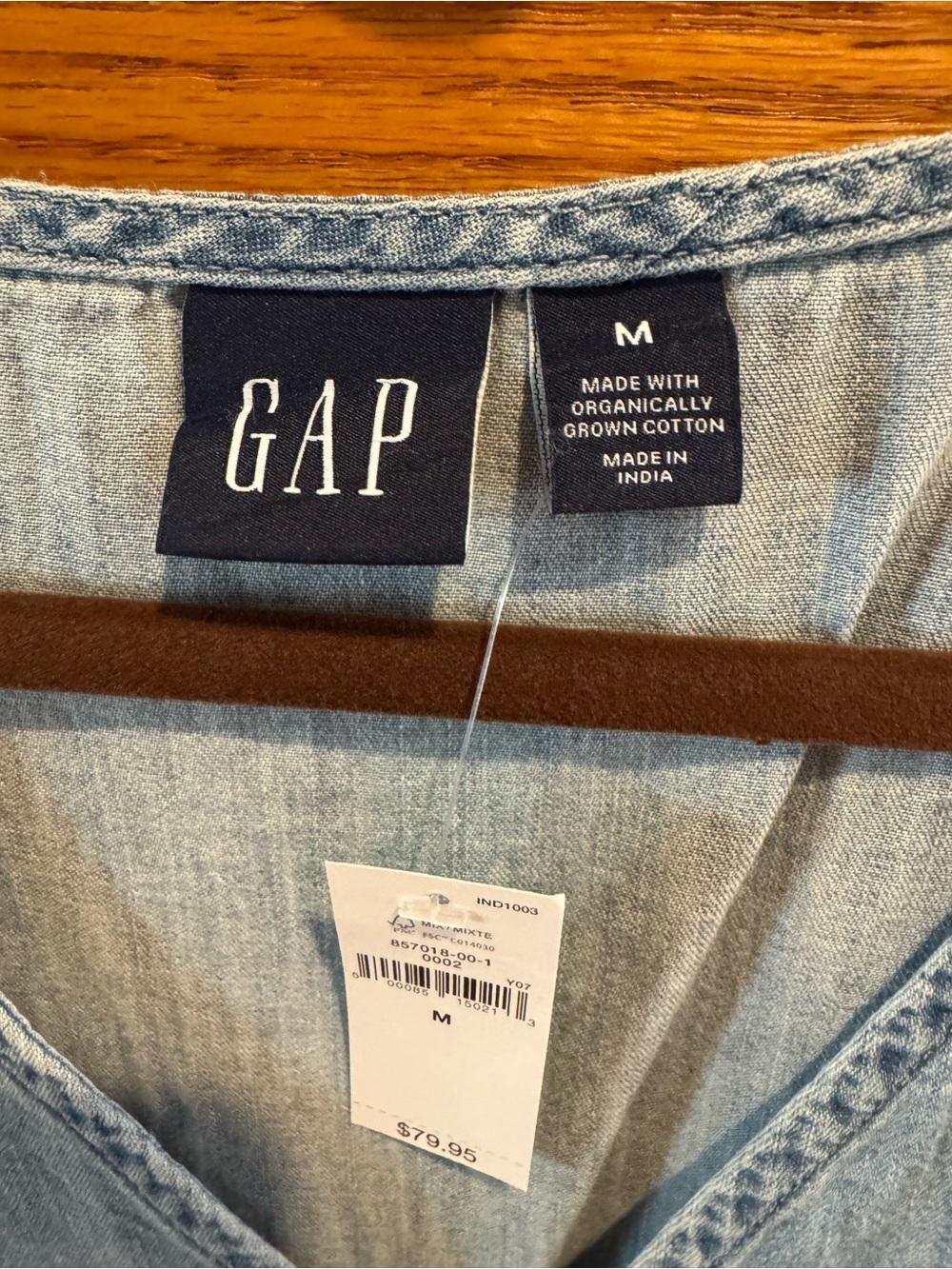 Gap Denim Dress NWT Size M - Picture 2 of 5